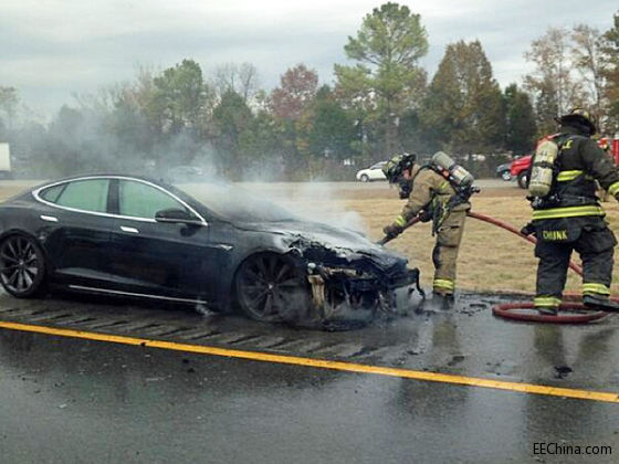 ��˹��Model S���܃�(n��i)�l(f��)������������¼�