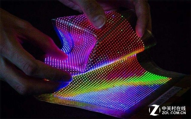 OLED�S���^�ɣ� �O���e�O���MMicro LED���g