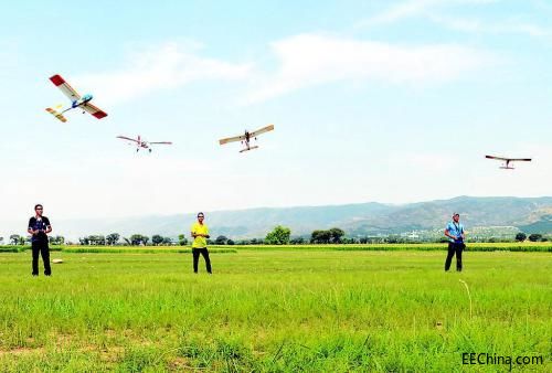 �����������ں�ģ�\���еđ���