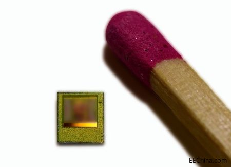 Ӣ�w���Ƴ�REAL3�w�Еr�g�D���������֧��HVGA�ֱ��ʲ�����׿Խ��ƬƷ�|�ȃ��ݵĵ��Ĵ��aƷ