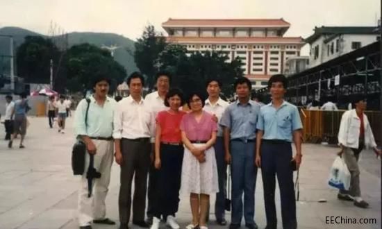 ���r�����������_�