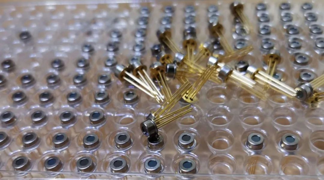 ��(chu��ng)о��΢Ӳ�Ƽ������Ї�о����늶Ѽt��ضȂ�����