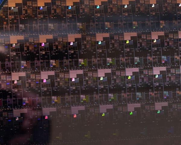 ��̱���IBM�������ȫ�����w2nm EUVоƬ