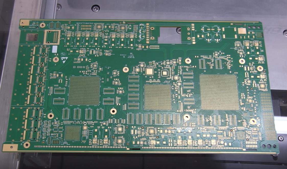PCB��ƽ��Ⱥ��N������Μy����