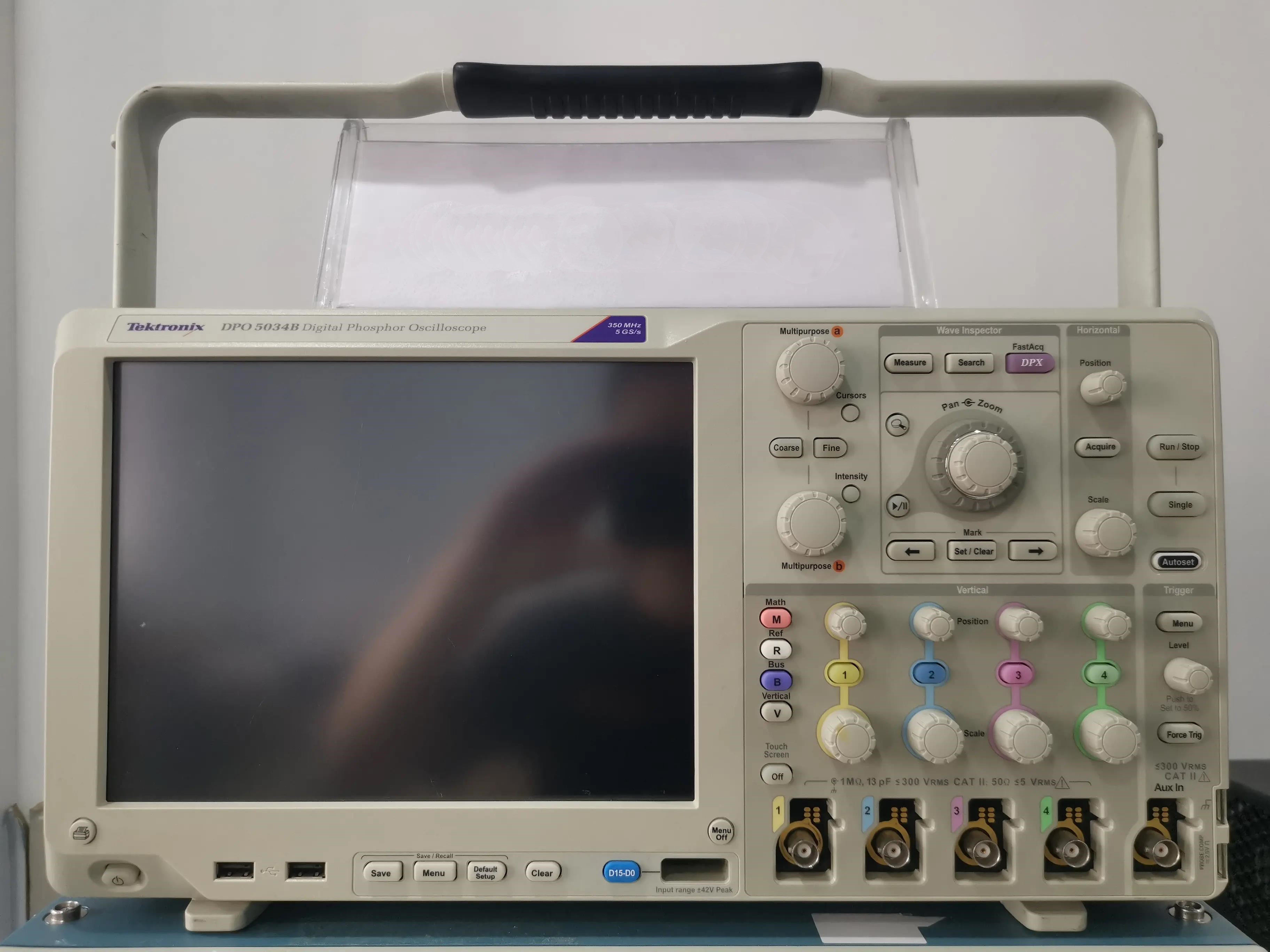 ̩��Tektronix DPO5034B�����̖ʾ����
