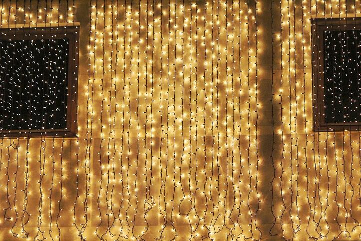 ��(y��ng)����LED�b��е�LED�Ųʟ���