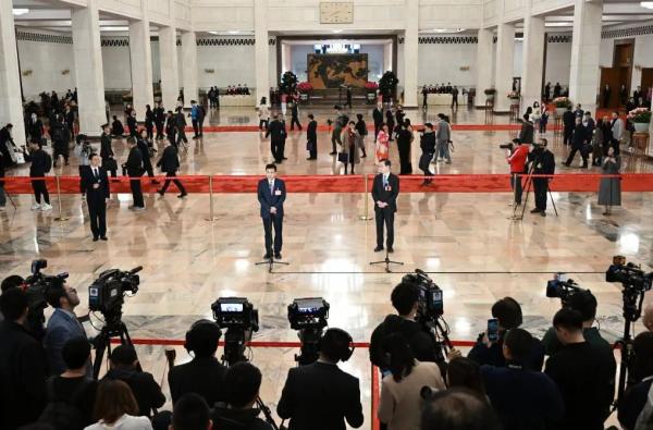 �܊ԺʿՄ늳؄��£�δ�����Ҫͻ��600Wh/kg�Ĺ̑B늳��аl