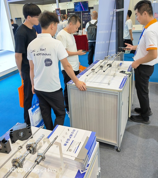 ΢�ͽz�U���M(j��n)늙C(j��)������(zh��n)�(q��)��(d��ng)��ʽ����