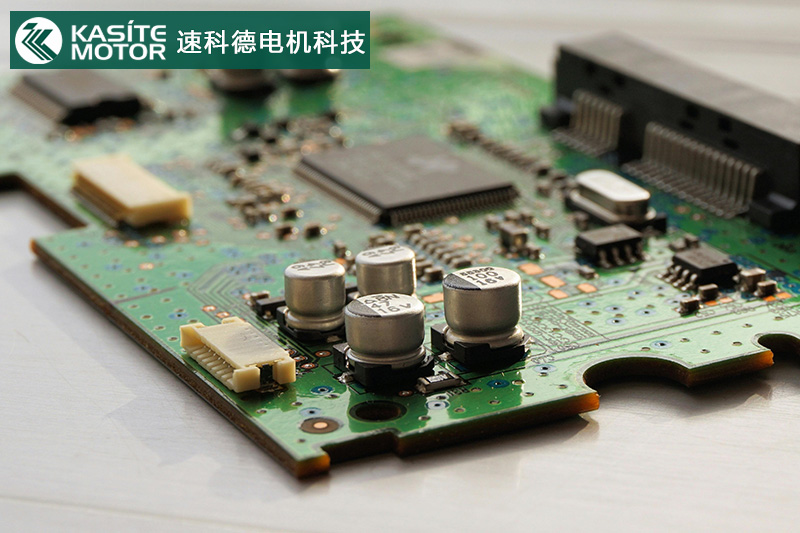 ����Դ��܇PCB���и�ְ��@�׶���;�������S늙C