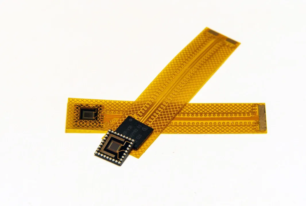 Ӣ�w���Ƴ�����MEMS�ļ���ʽ���M(j��n)�������������x�����͹��I(y��)���t(y��)������