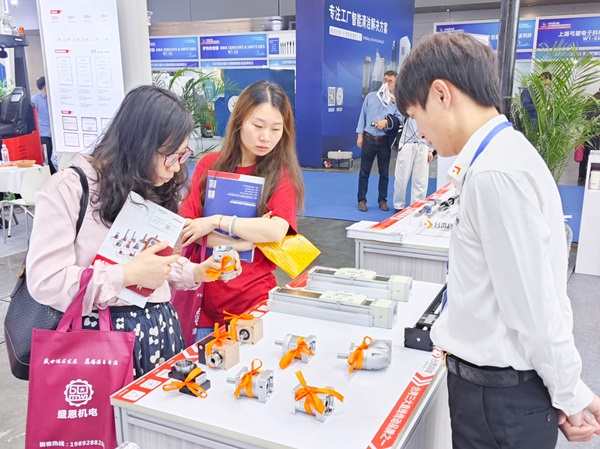 �p�ٙC�^�d������ЩӰ���