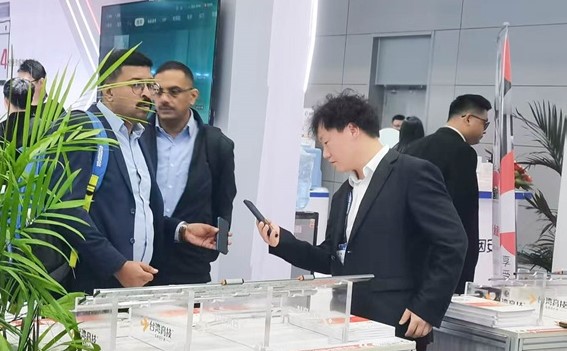 ΢�͌�܉���t��Ӱ���O��ľ��ʌ���