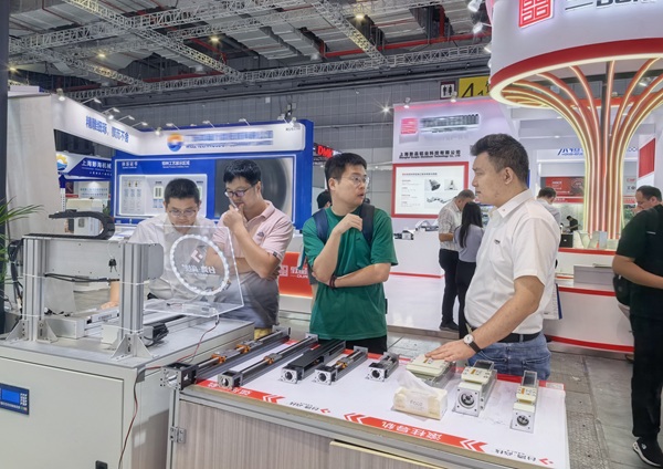 �z�Uģ�M��ΝM��߾��ȼӹ��O��ĸ�Ҫ����