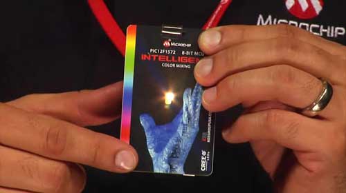 PIC16F157X 8λ��Ƭ�Cϵ��4����RGB��ɫ��ʾҕ�l