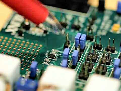 ِ�`˼7ϵ��AMS���g(sh��)��Embedded World 2012�ϵ���ʾҕ�l